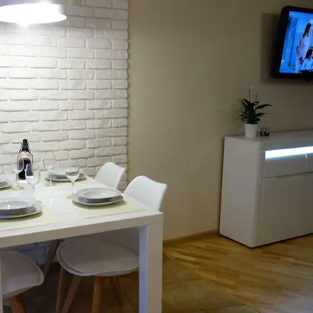 Apartament Szafirowy Apartment *